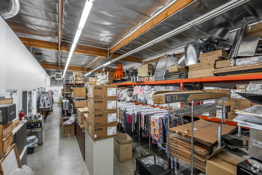 More Photos Of 767 E 14th Pl, Los Angeles Warehouse For Sale