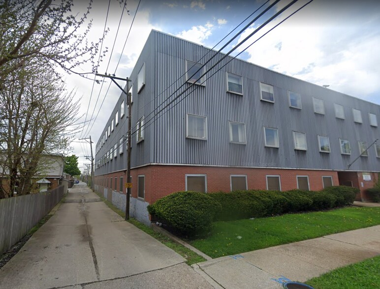 More Photos Of 1807 E 87th St, Chicago Medical For Sale