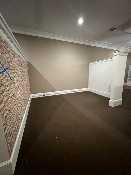 More Photos Of 1537 Main St, Columbia Storefront Retail Office For Lease