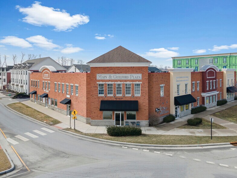 More Photos Of 811 W Main St, Carmel Storefront Retail Office For Lease