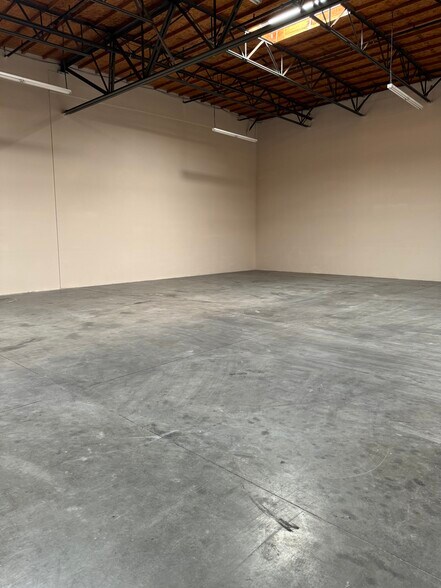 More Photos Of 701 Gifford Ave, San Bernardino Warehouse For Lease