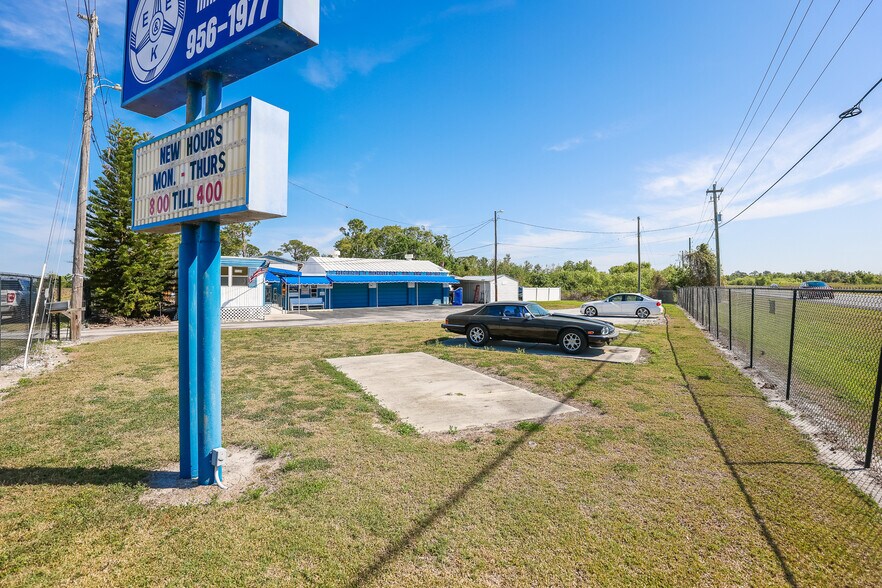More Photos Of 1320 US Highway 92, Winter Haven Auto Repair For Sale