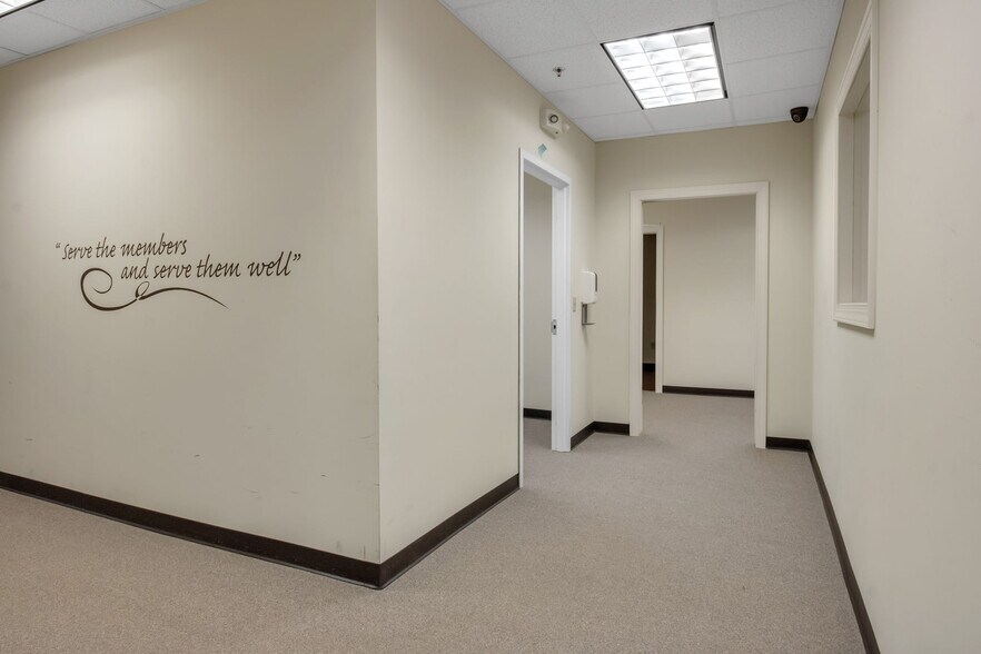 More Photos Of 2-85 Bristol Ln, Ellicottville General Retail For Lease