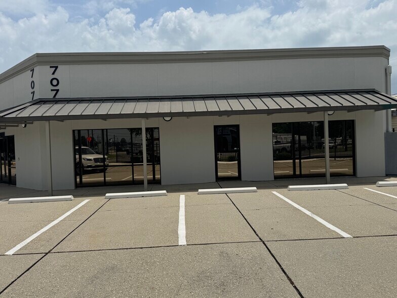 More Photos Of 707 Grand Caillou Rd, Houma Medical For Lease