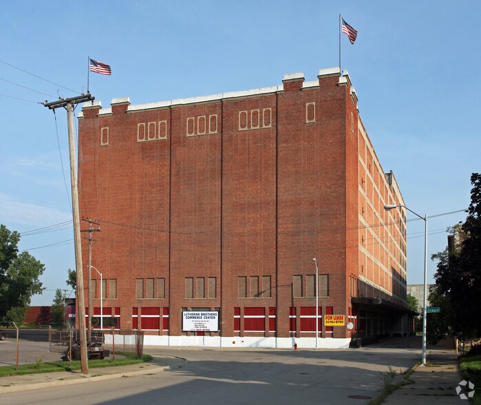 More Photos Of 2030 Howard St, Detroit Warehouse For Sale