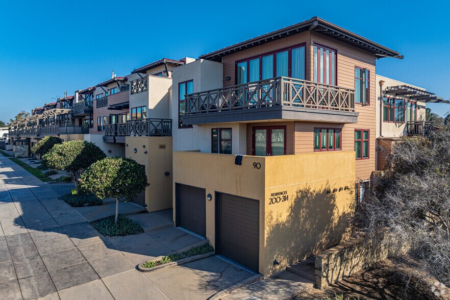 More Photos Of 90 N Coast Highway 101, Encinitas Apartments For Lease