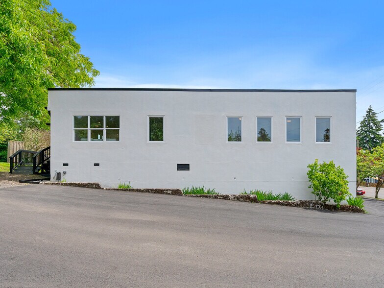 More Photos Of 2311 SW 6th Ave, Camas Storefront Retail Residential For Lease