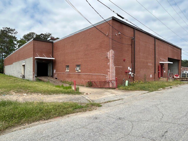 More Photos Of 2085 Phillips St, Columbus Warehouse For Lease