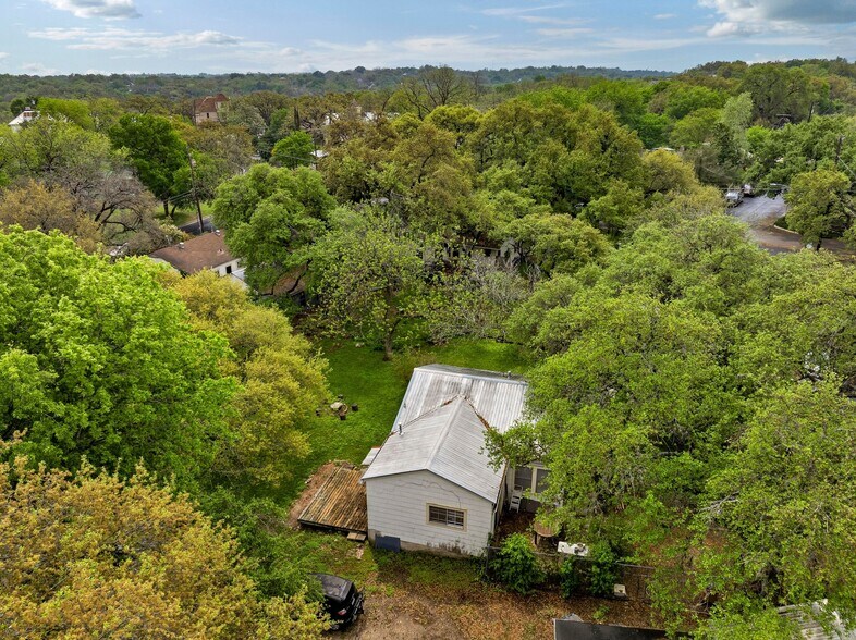 More Photos Of 302 Park Ln, Austin Land For Sale