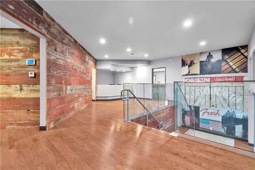 More Photos Of 1088 E Millsap Rd, Fayetteville Office For Lease