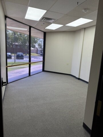 More Photos Of 2400 Lakeview Dr, Amarillo Office For Sale