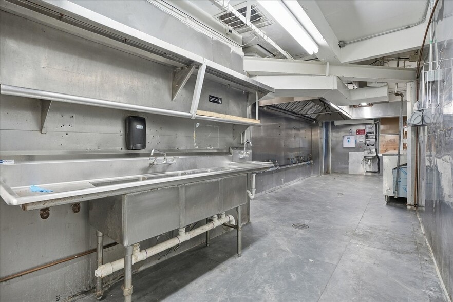More Photos Of 45 NW 22nd Ave, Miami Restaurant For Sale