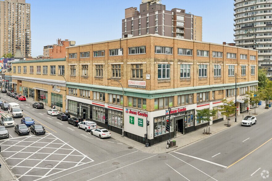 More Photos Of 279 Rue Sherbrooke O, Montréal Office Residential For Lease