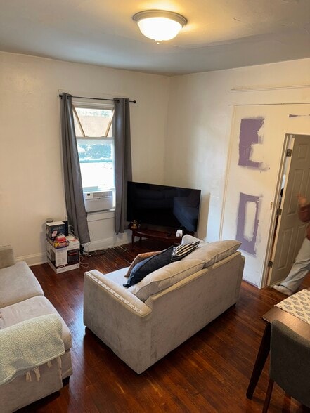 More Photos Of 1126 Northampton St, Easton Storefront Retail Residential For Sale