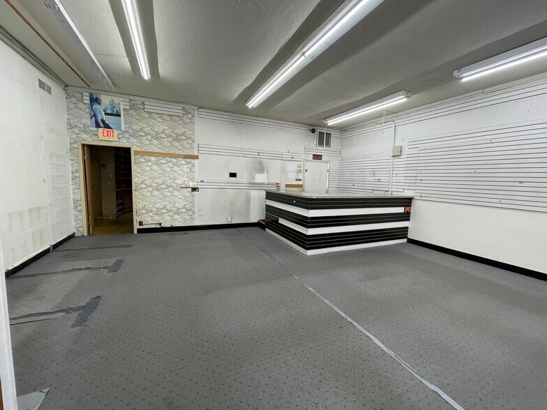 More Photos Of 704 Main Ave, Passaic Storefront For Lease