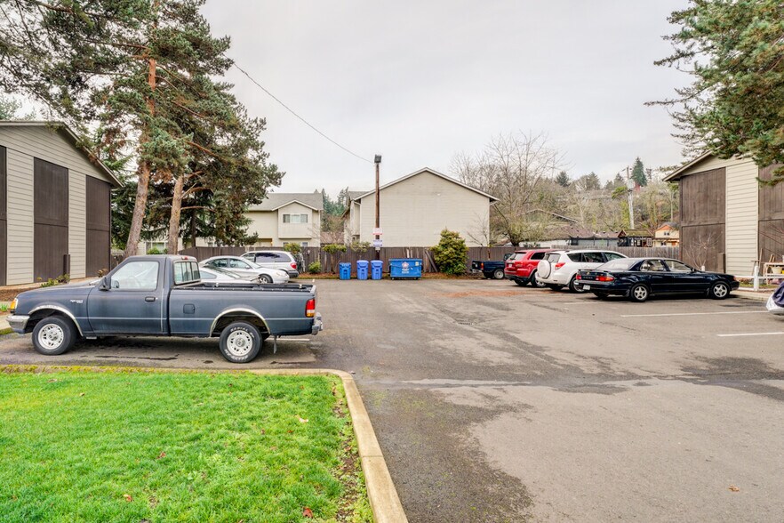 More Photos Of 805-875 Gerth Ave NW, Salem Apartments For Sale
