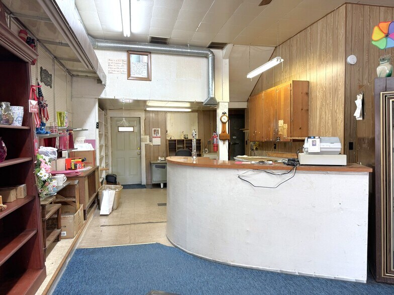 More Photos Of 366 Main St, Grantsville Storefront Retail Office For Sale