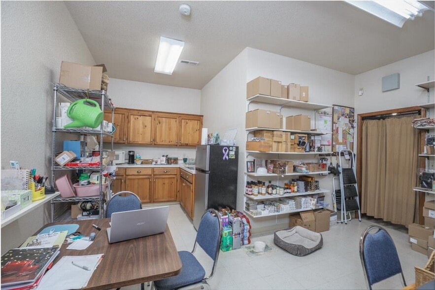 More Photos Of 15771 Main St, Crescent Mills Freestanding For Sale