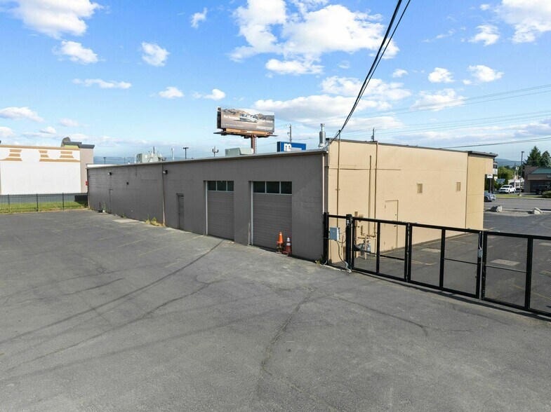 More Photos Of 14909 E Sprague Ave, Spokane Freestanding For Sale