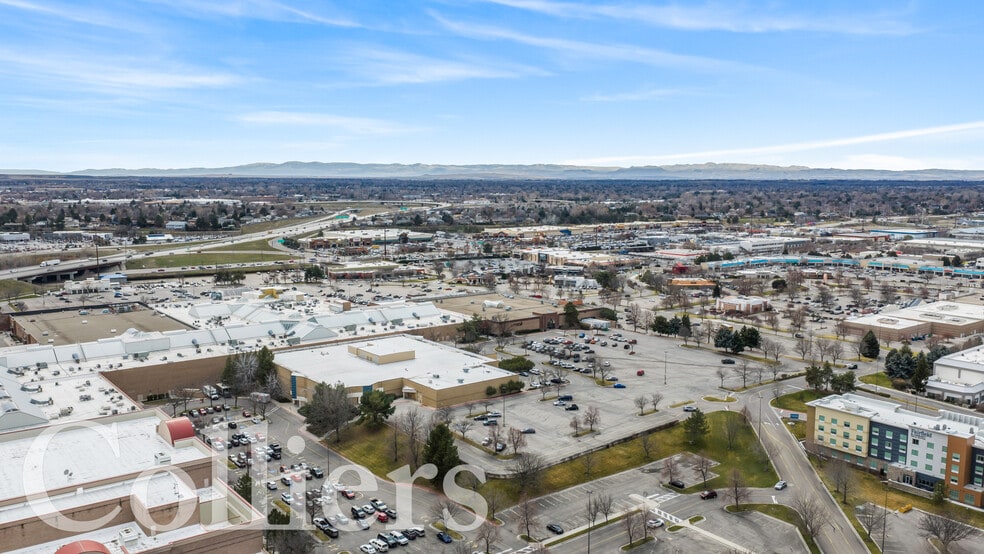 More Photos Of 460 N Milwaukee St, Boise Department Store For Sale
