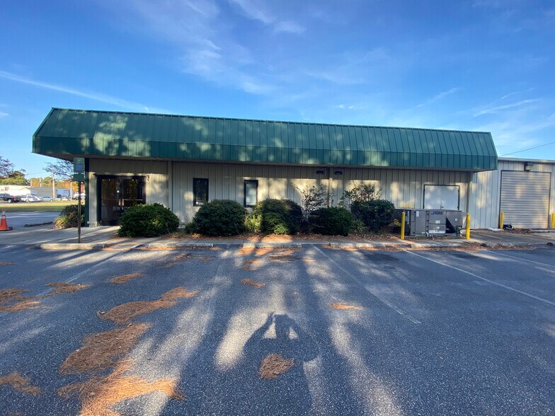 More Photos Of 205 Rich Blvd, Elizabeth City Light Manufacturing For Sale