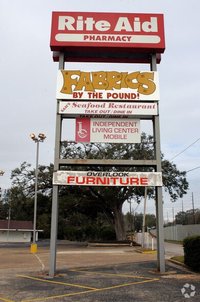 More Photos Of 5301 Moffett Rd, Mobile Unknown For Lease