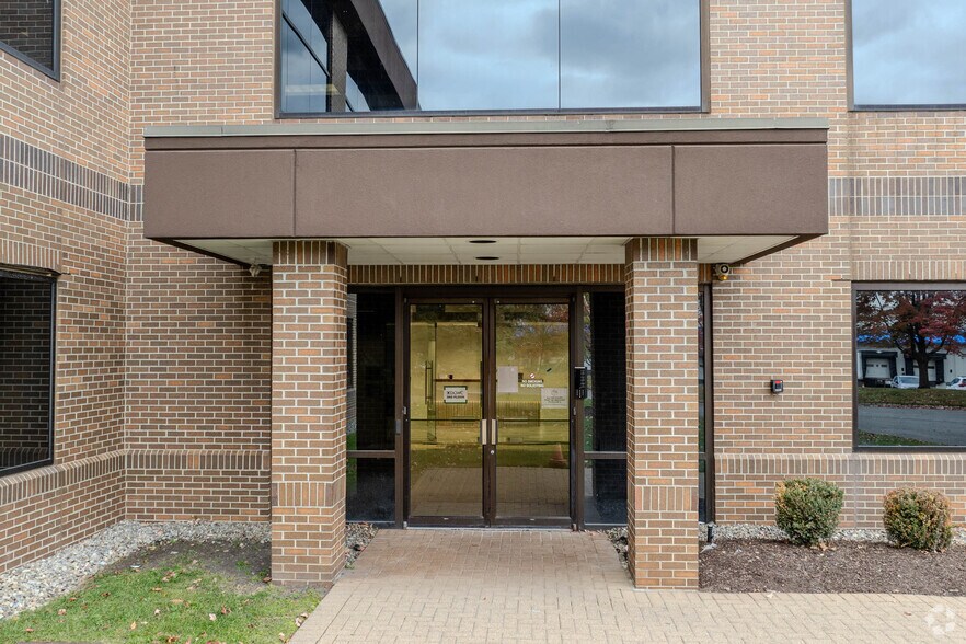 More Photos Of 199 Pomeroy Rd, Parsippany Office For Lease