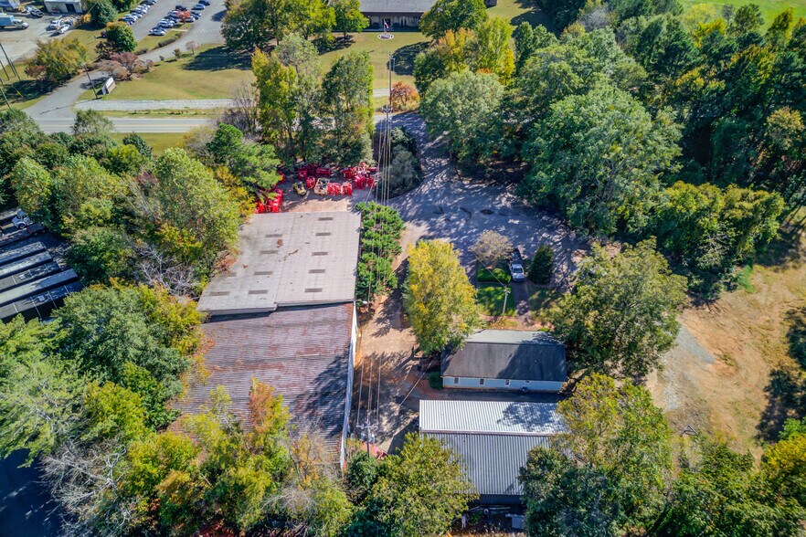 More Photos Of 2161 Pendley Rd, Cumming Industrial For Sale