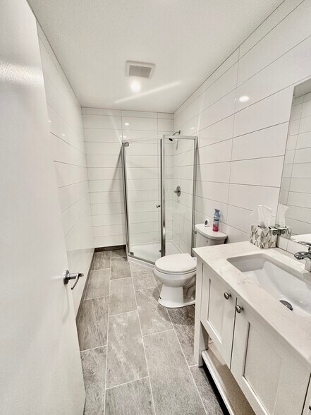 More Photos Of 406 E Putnam Ave, Cos Cob Office For Sale