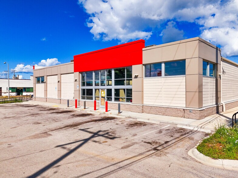 Primary Photo Of 2329 W North Ave, Milwaukee Freestanding For Sale