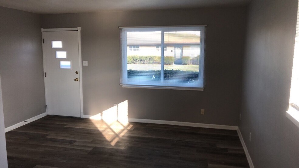 More Photos Of 27-41 Rita St, Dayton Apartments For Sale