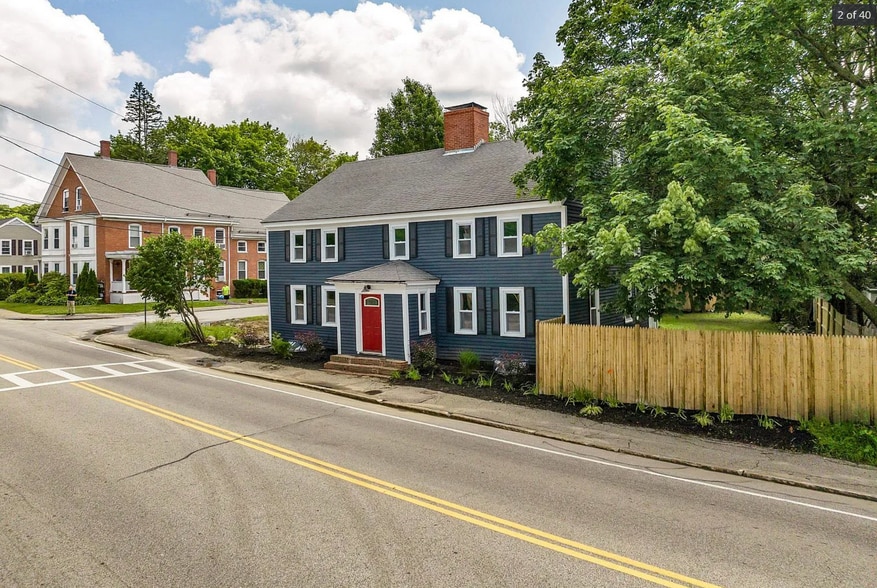 More Photos Of 3 Portsmouth Ave, Exeter General Retail For Lease