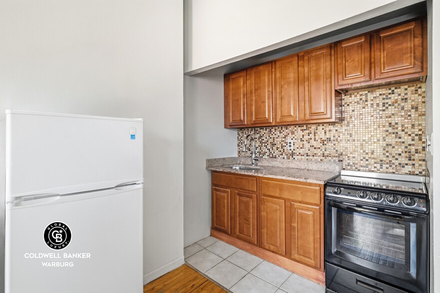 More Photos Of 252 W 136th St, New York Multifamily For Sale