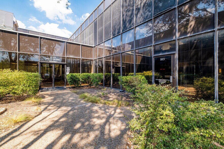 More Photos Of 8500 Shoal Creek Blvd, Austin Medical For Lease