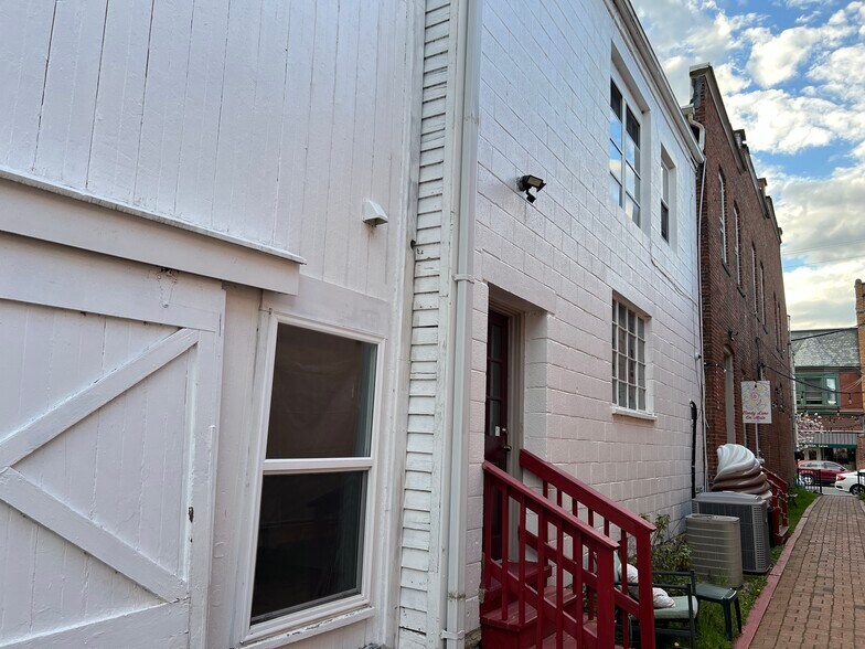 More Photos Of 37 Main St, Clinton Township Storefront Retail Residential For Lease