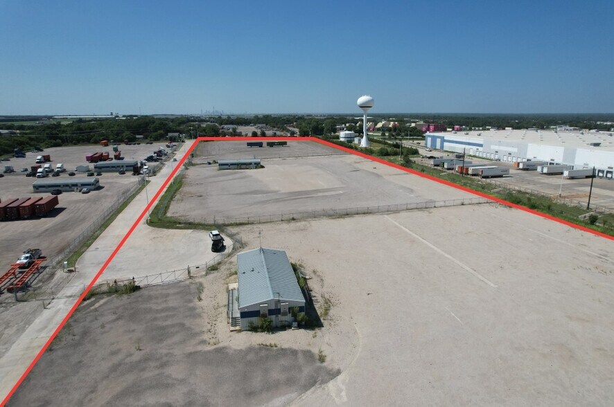 More Photos Of 1000 Fulghum Rd, Wilmer Land For Lease