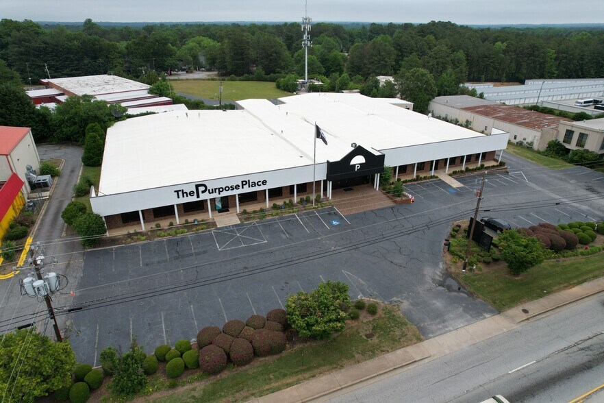 Primary Photo Of 105 Southport Rd, Spartanburg Flex For Sale
