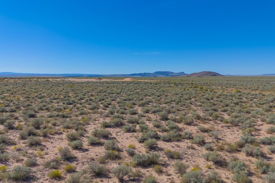 More Photos Of Manzano Expressway, Los Lunas Land For Sale