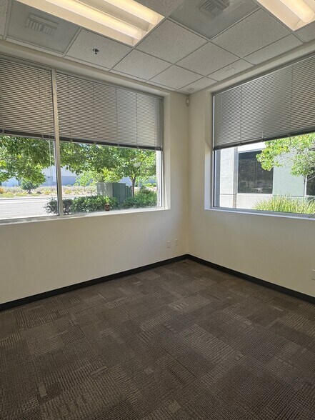 More Photos Of 6140 Hellyer Ave, San Jose Office Residential For Lease