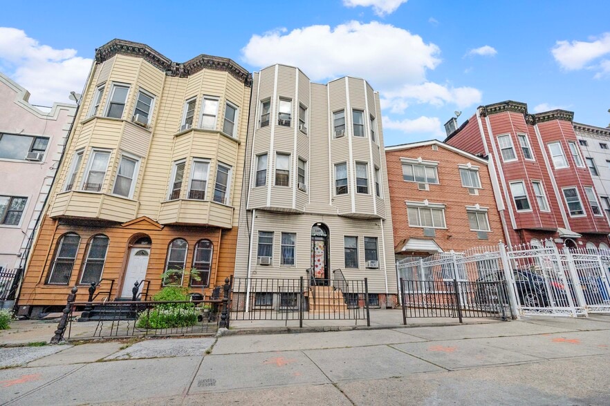 More Photos Of 1449 Bushwick Ave, Brooklyn Apartments For Sale