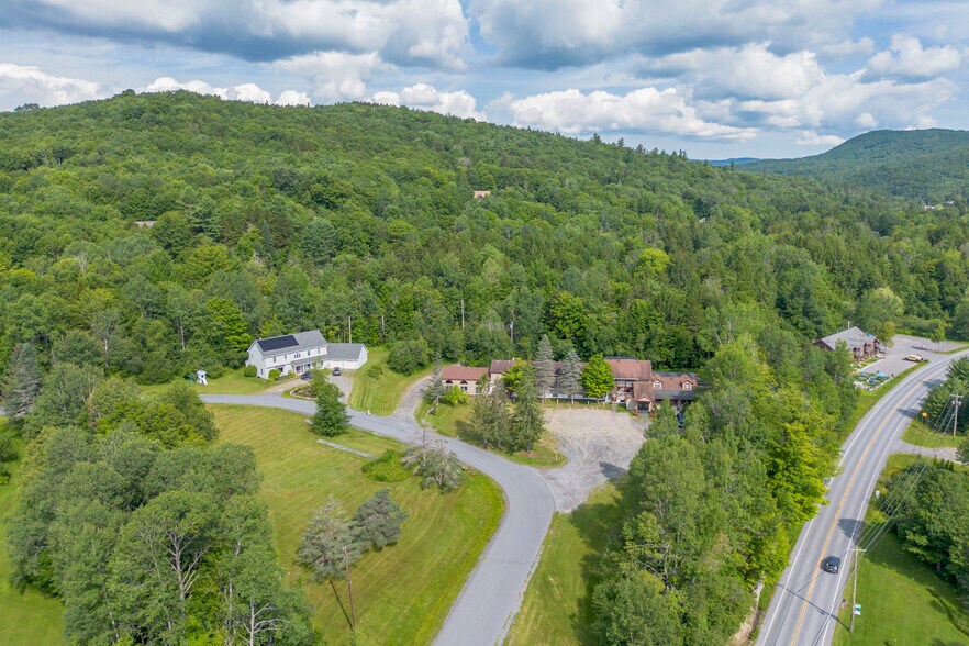 More Photos Of 6 Abroad Rd, West Dover Hotel For Sale