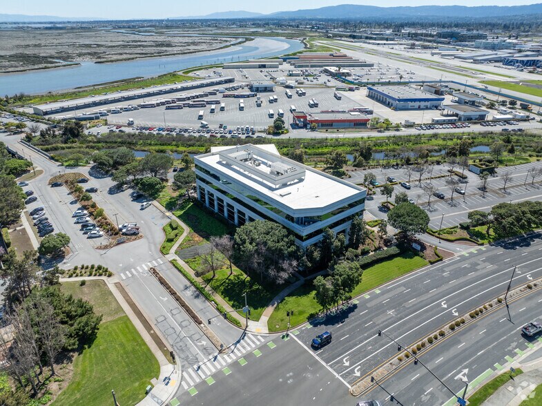 More Photos Of 100 Redwood Shores Pky, Redwood City Office For Lease