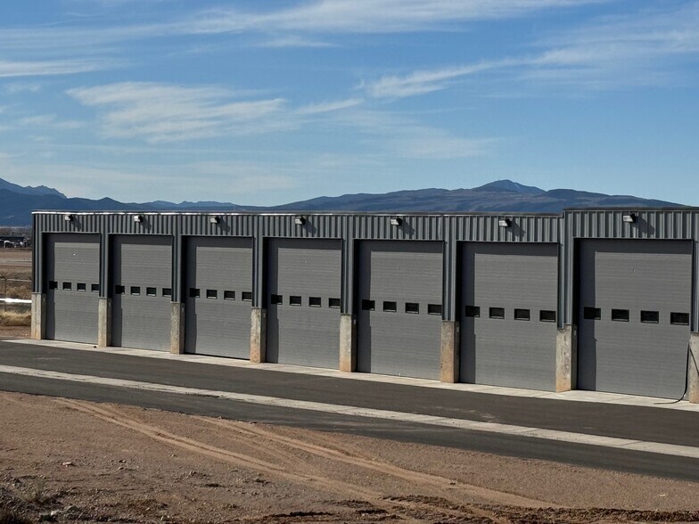 More Photos Of 881 Aviation Way, Cedar City Self Storage For Sale