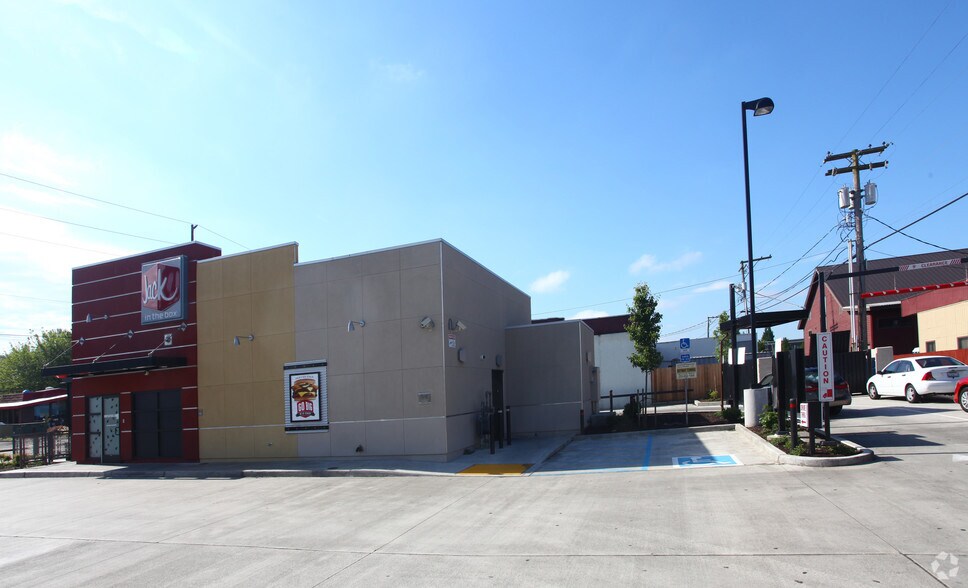 More Photos Of 221 Central Ave, Kent Fast Food For Sale