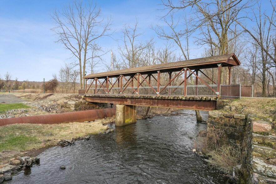 More Photos Of 175 N Main St, Wharton Loft Creative Space For Sale