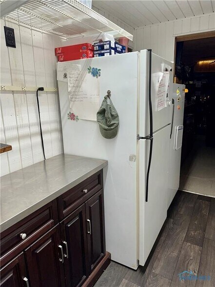 More Photos Of 14475 Power Dam Rd, Defiance Sports And Entertainment For Sale