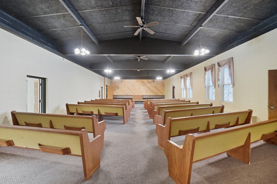 More Photos Of 50 Augspurger Ave, Hamilton Religious Facility For Sale