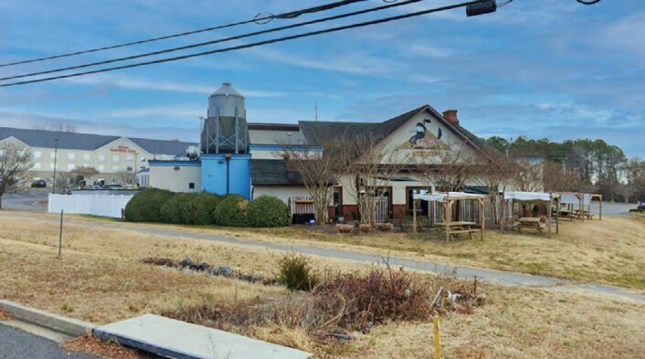 More Photos Of 13200 Dowell Rd, Solomons Restaurant For Sale