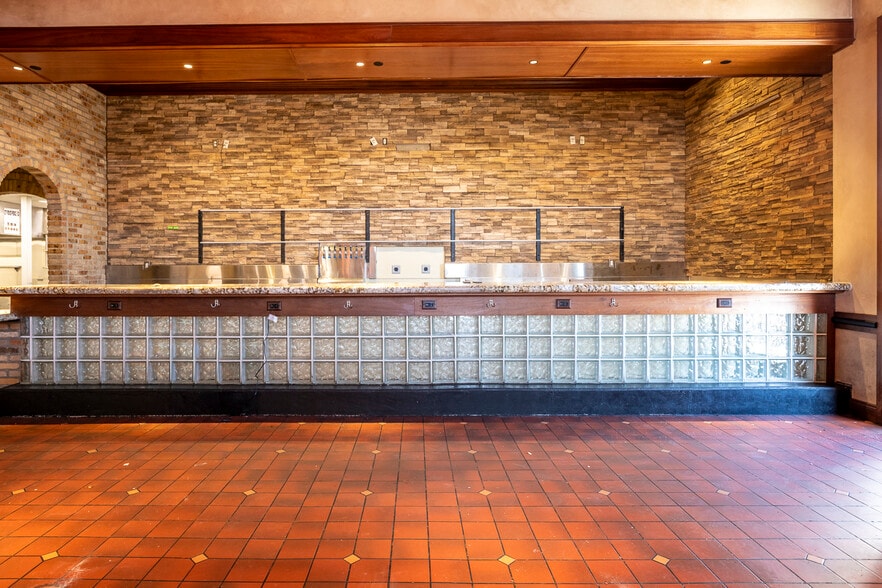 More Photos Of 1531 W 81st St, Tulsa Storefront Retail Office For Lease