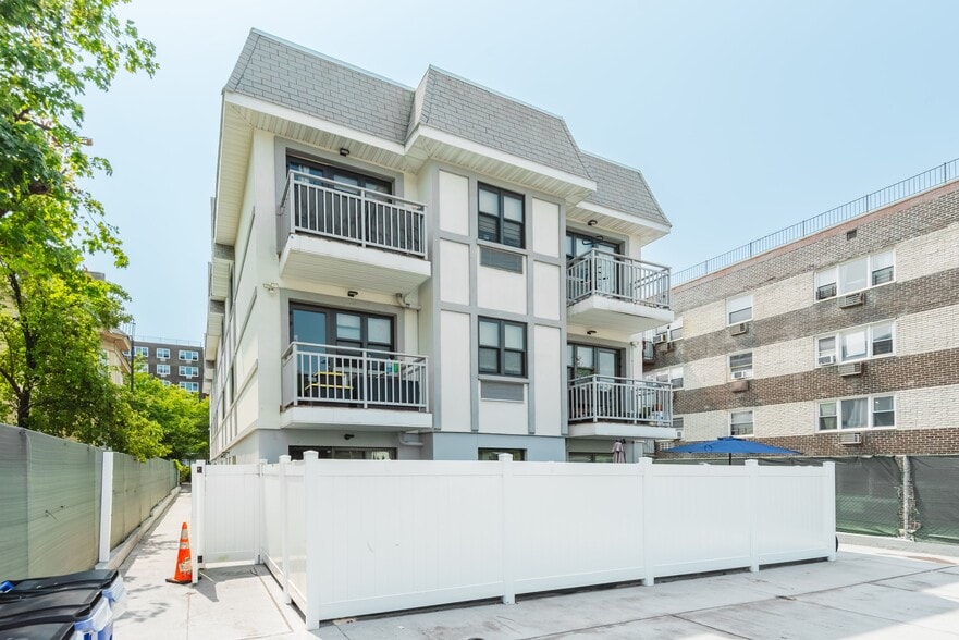 More Photos Of 164-11 Highland Avenue, Jamaica Apartments For Sale